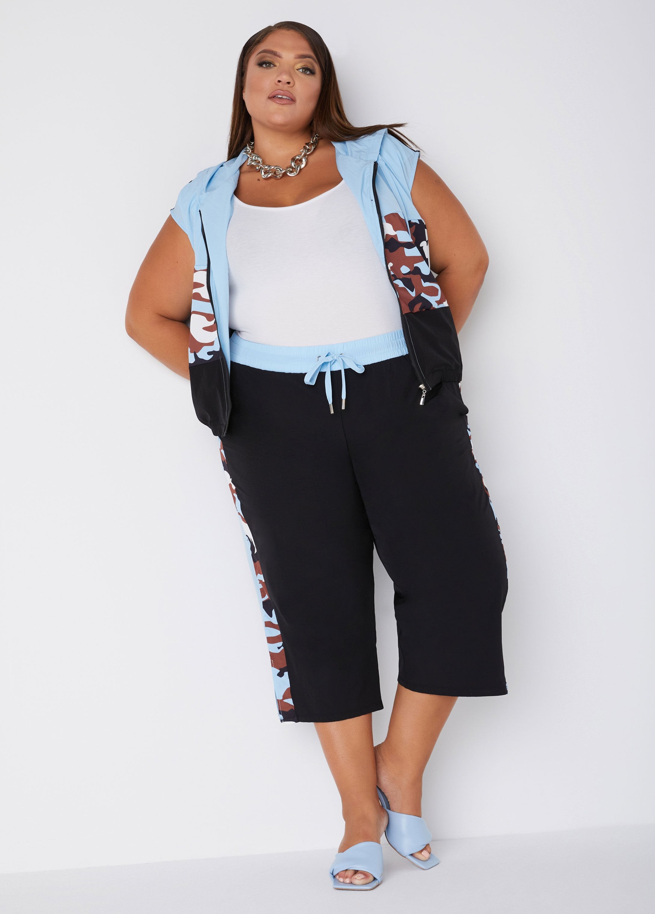 Plus Size Two Tone Capri Plus Size Two Piece Matching Set