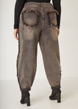 Frayed Mid Rise Barrel Jeans