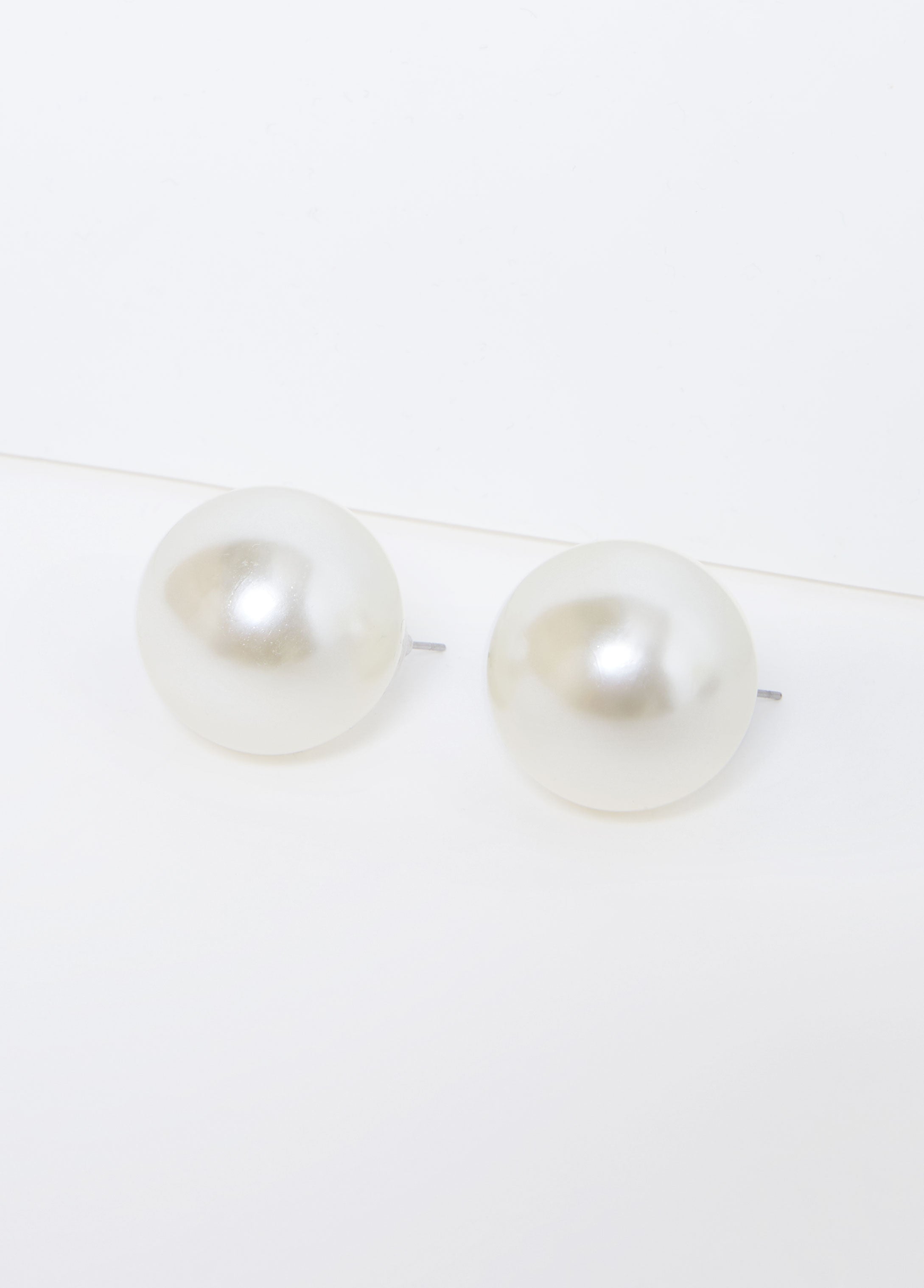 Trendy Pearls Stud Earrings Statement Jewelry Accessories