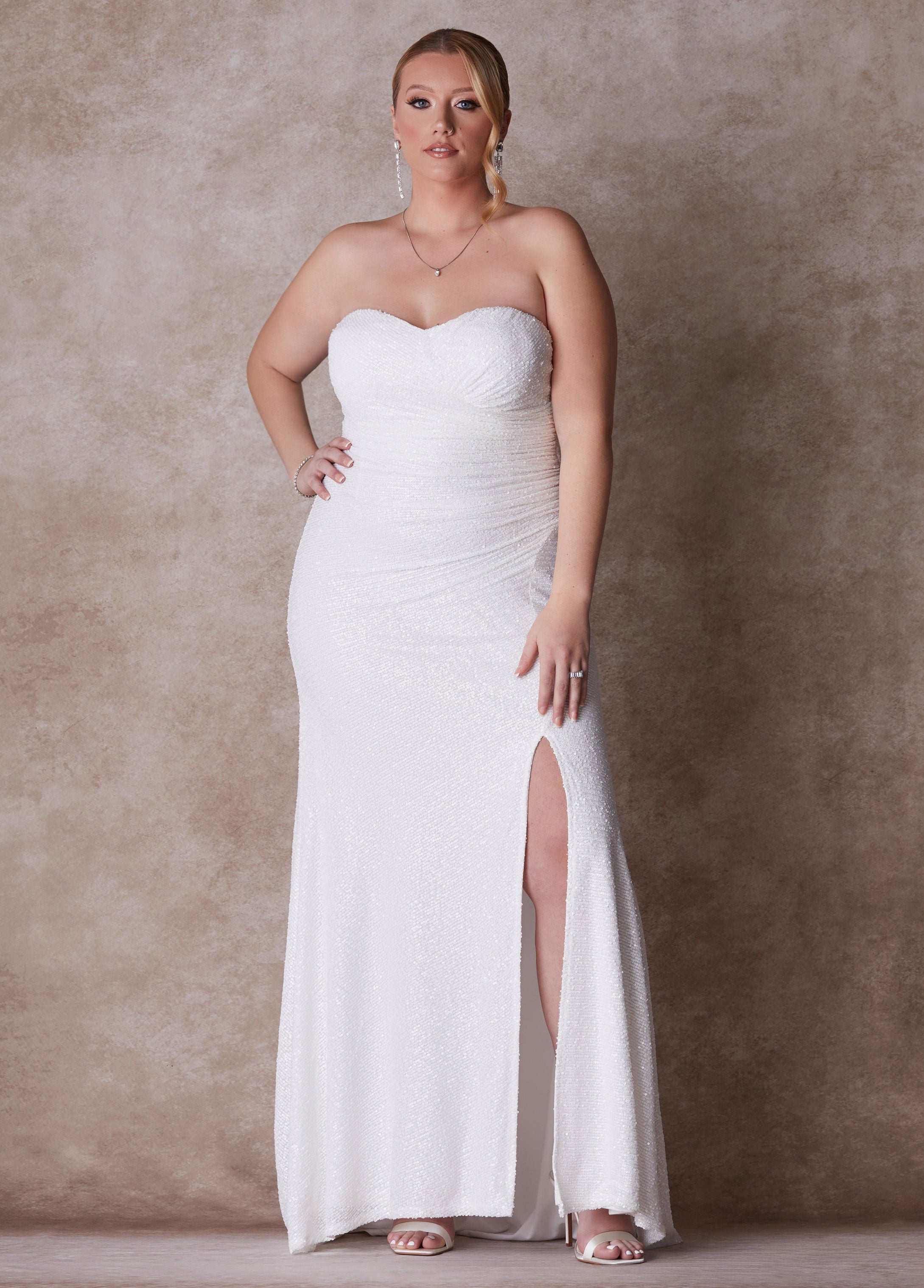 Plus Size Fitted Wedding Gown Plus Size Wedding Gown Bridal Fashion