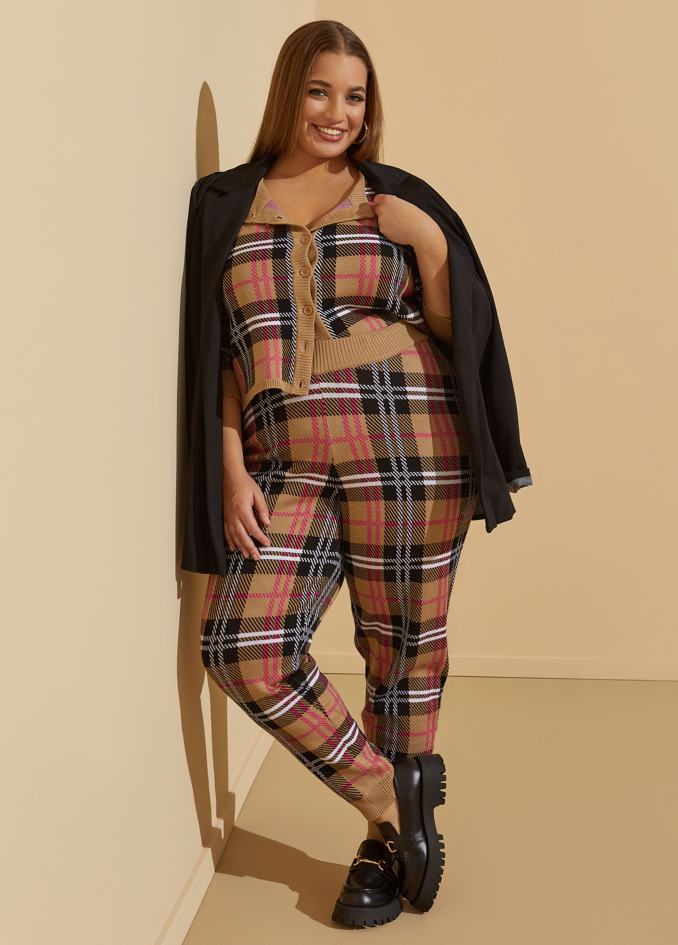 Plus size 2025 plaid joggers