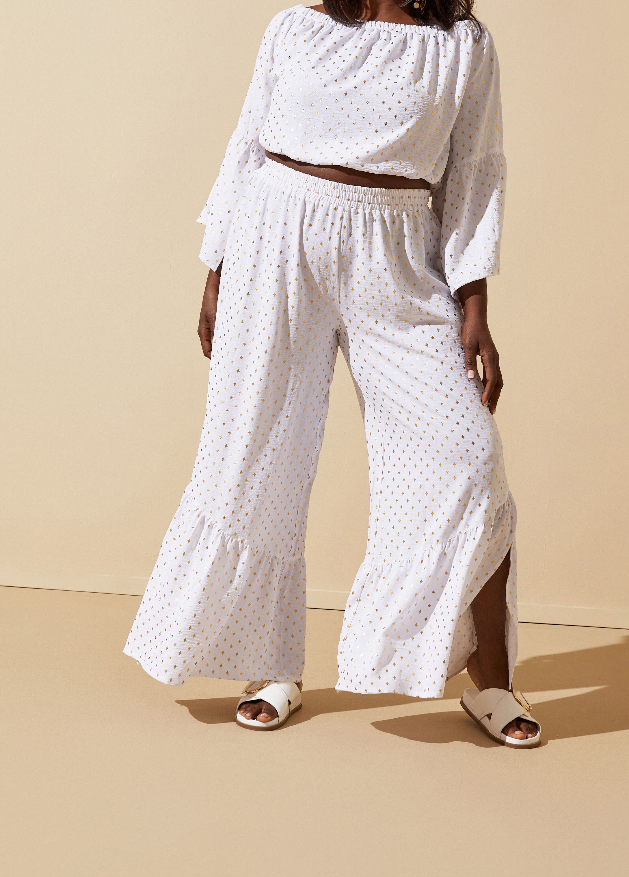 FRAME The Extreme Flare Trouser in White | Lyst