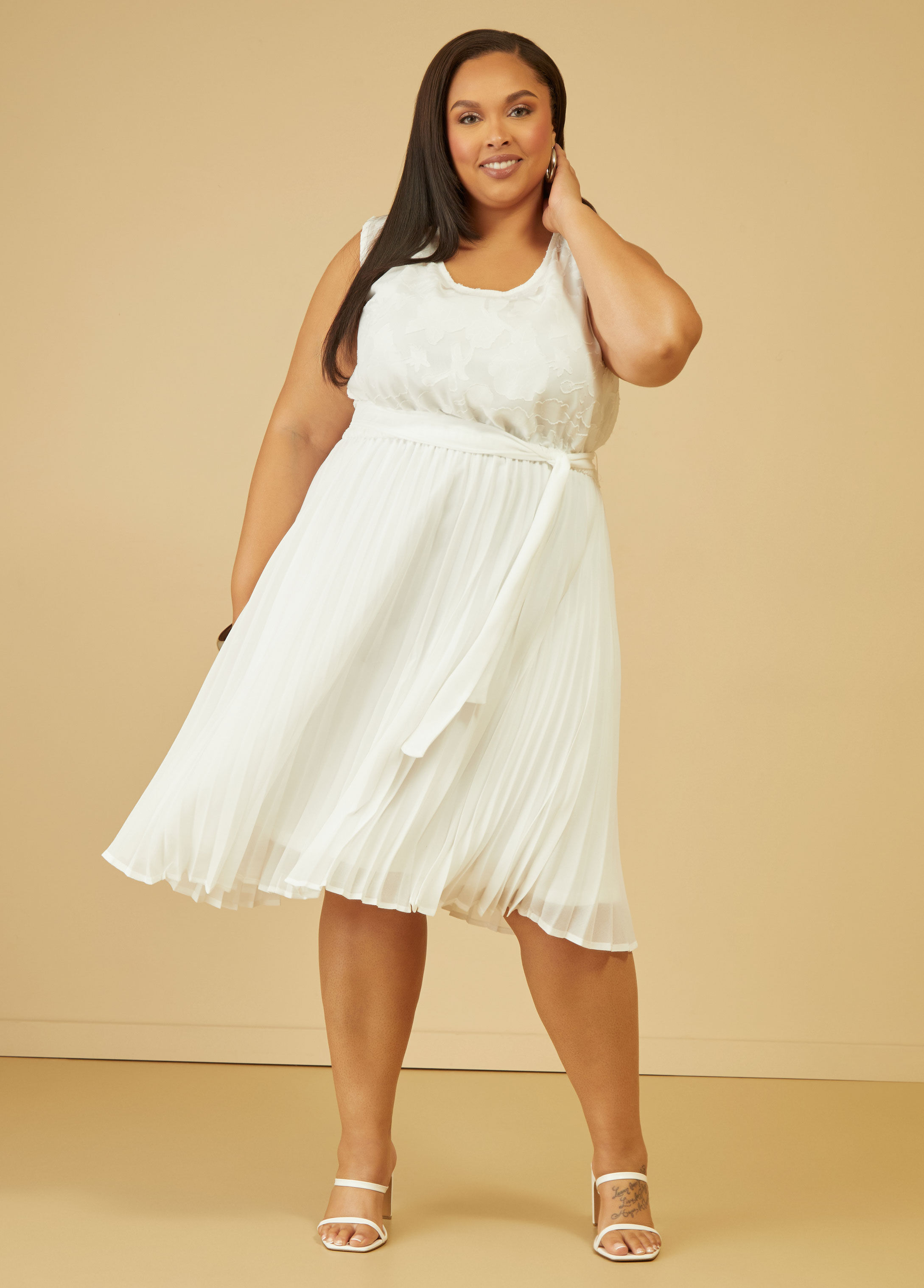 Plus Size White Dresses Sizes 10 36 Ashley Stewart