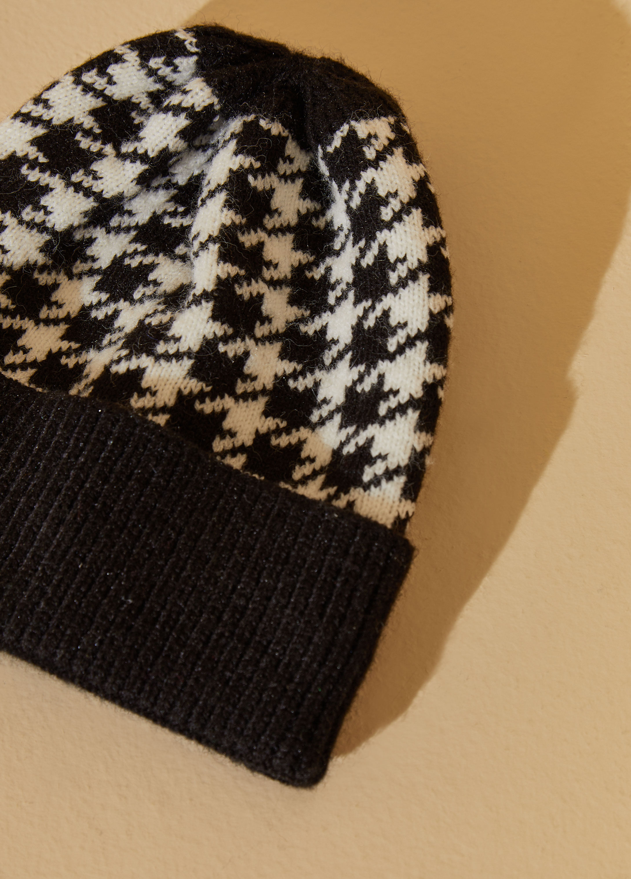 Houndstooth hot sale winter hat