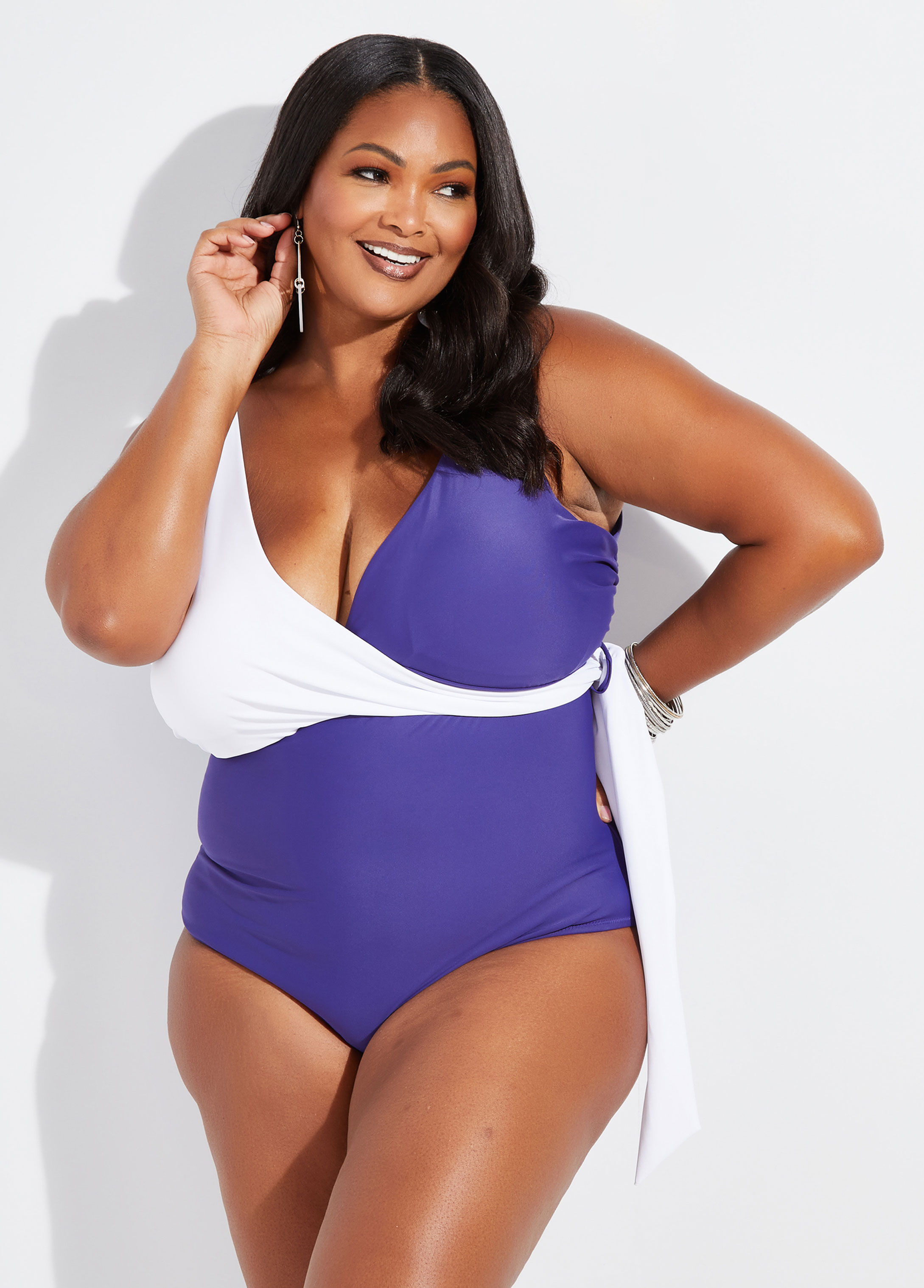 curvy bathing suit models