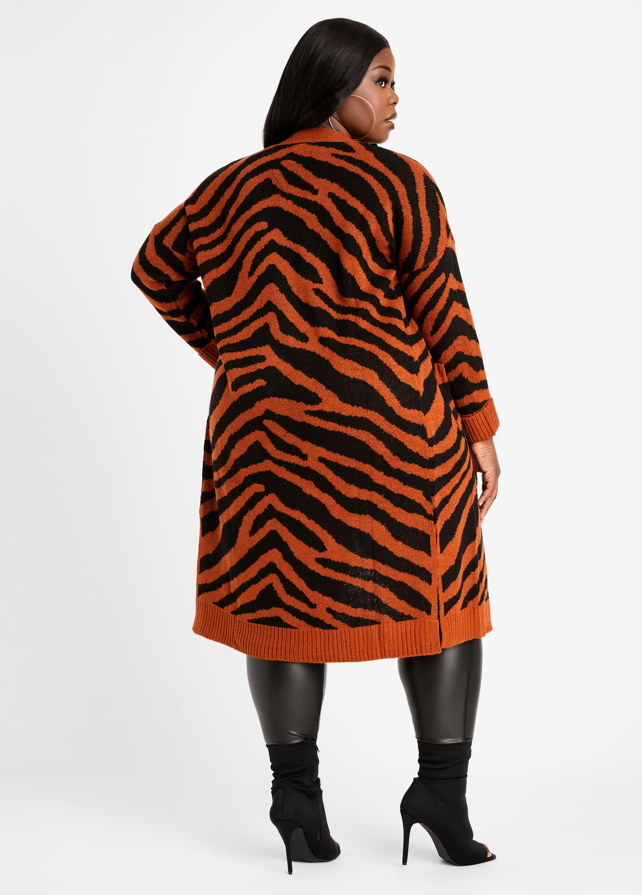 Women's Plus Size Lightweight Zebra Stripe Duster Cardigan. (6 Pack) • Long  sleeves • Open front design • Two stylish side pockets • Zebra striped  print • Soft and comfortable • Duster