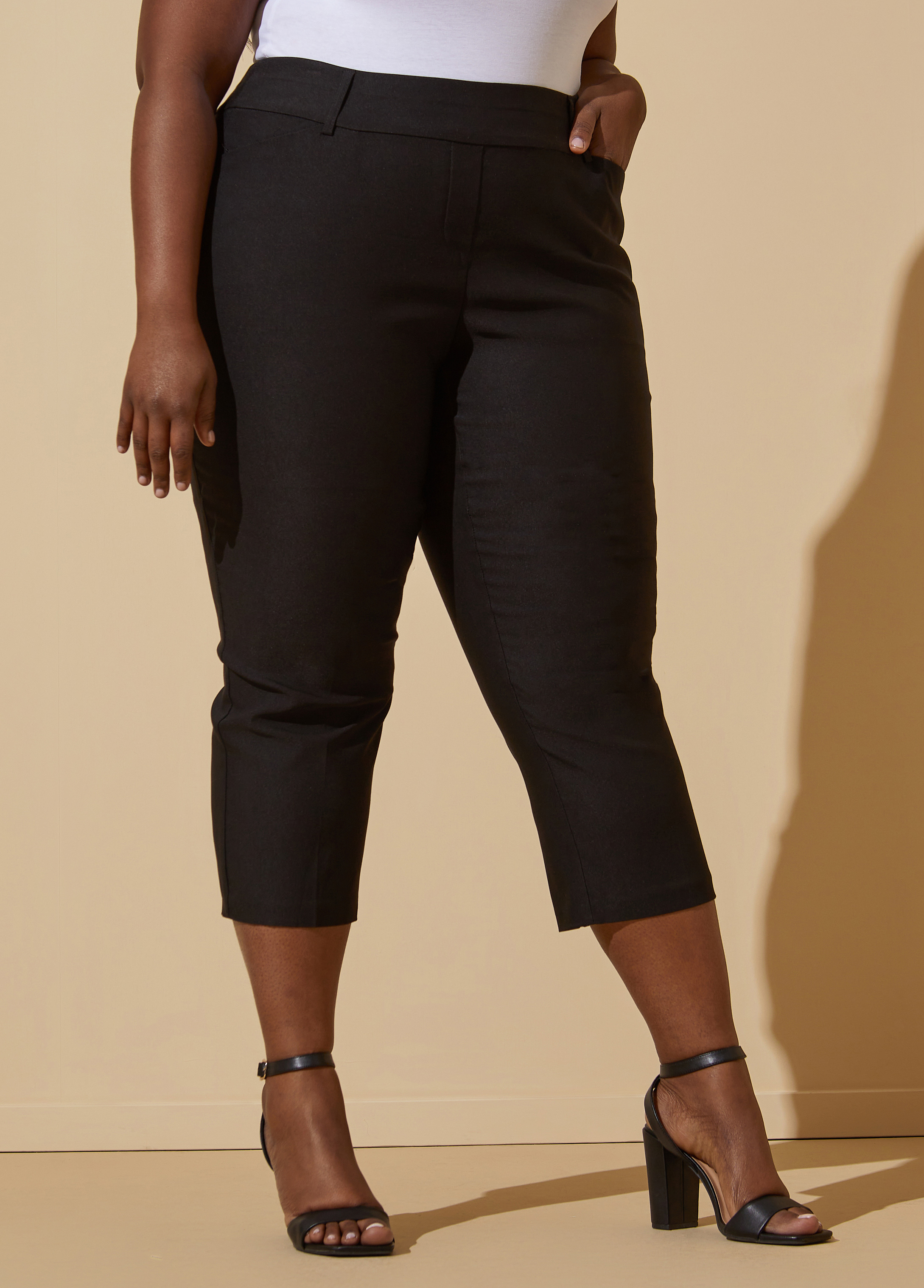 Style & Co black capri pants size 10 . In good used - Depop