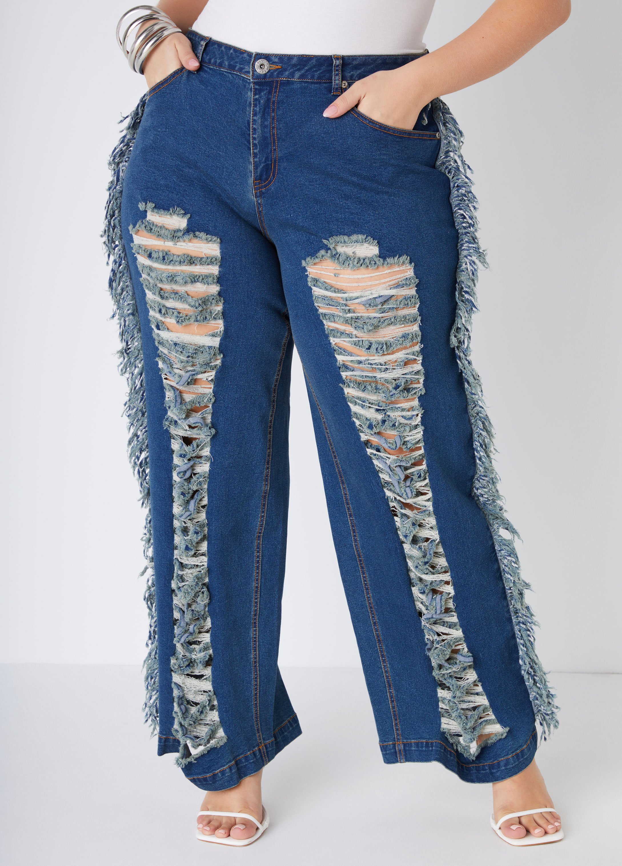 Distressed fashion jeans plus