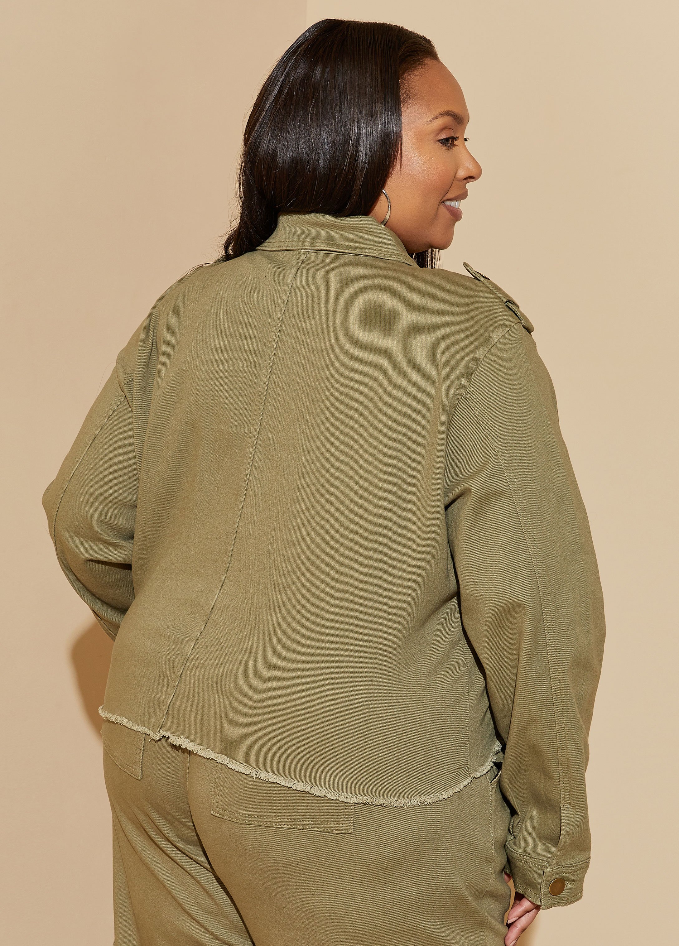 Women's Plus-Size Cargo Utility Jacket With Faux Leather Sleeves